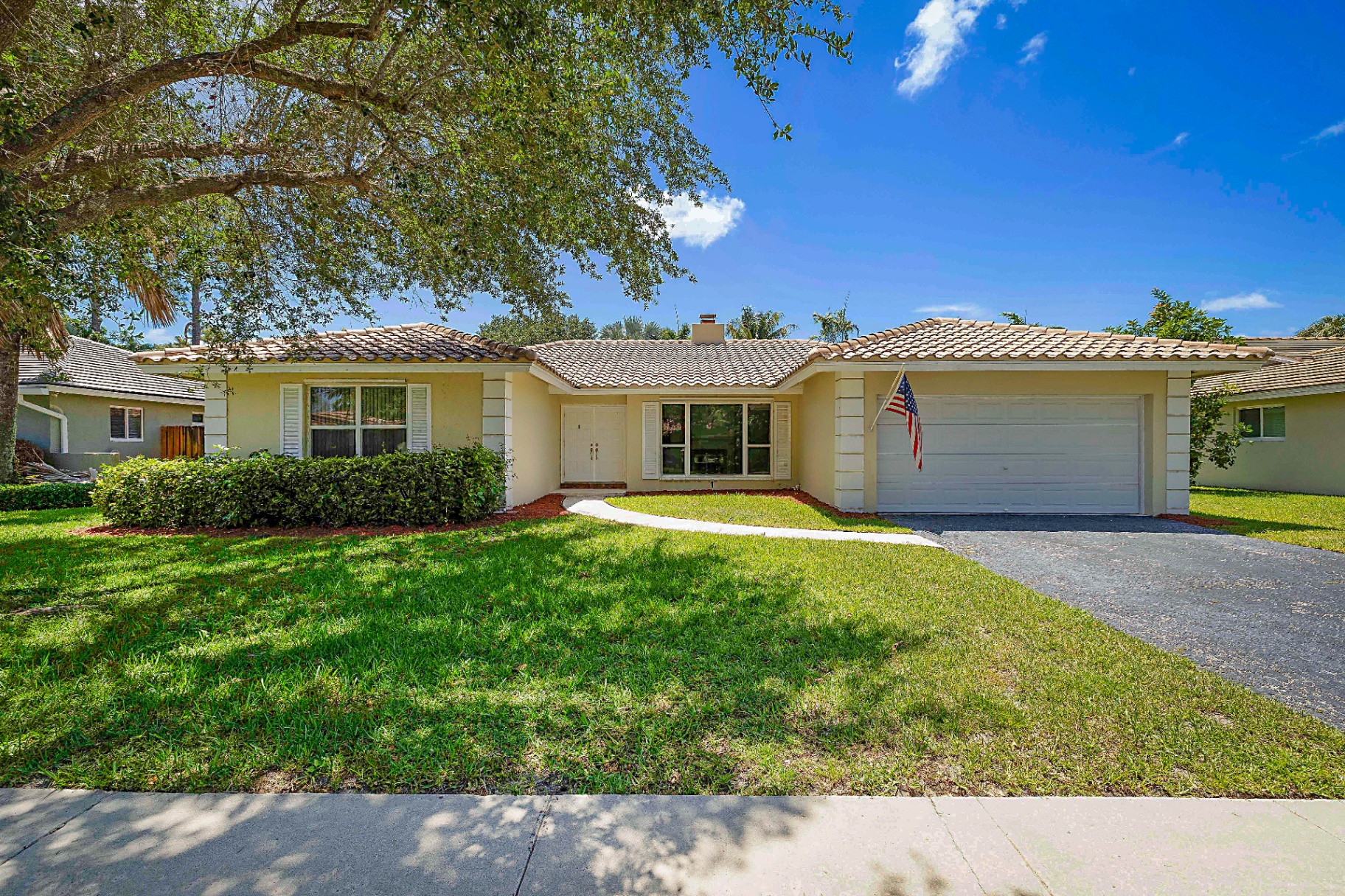 Paseos gated community home exterior